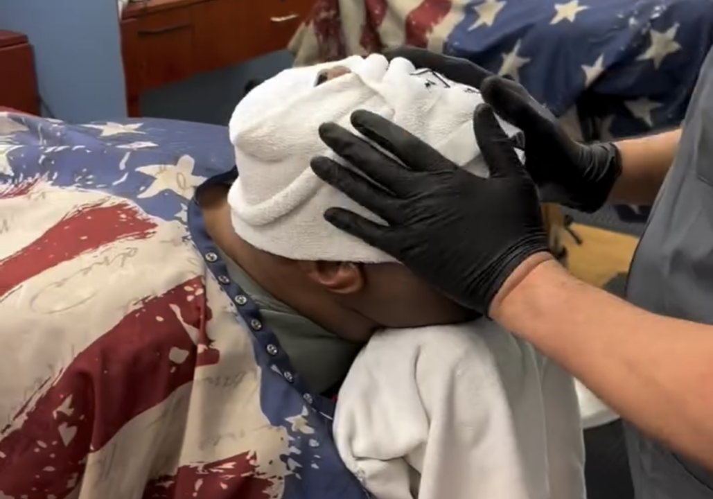 Elegance Barbershop (19)