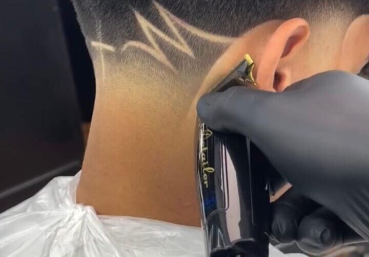 Elegance Barbershop (23)